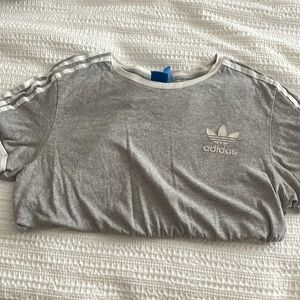 Adidas T-Shirt